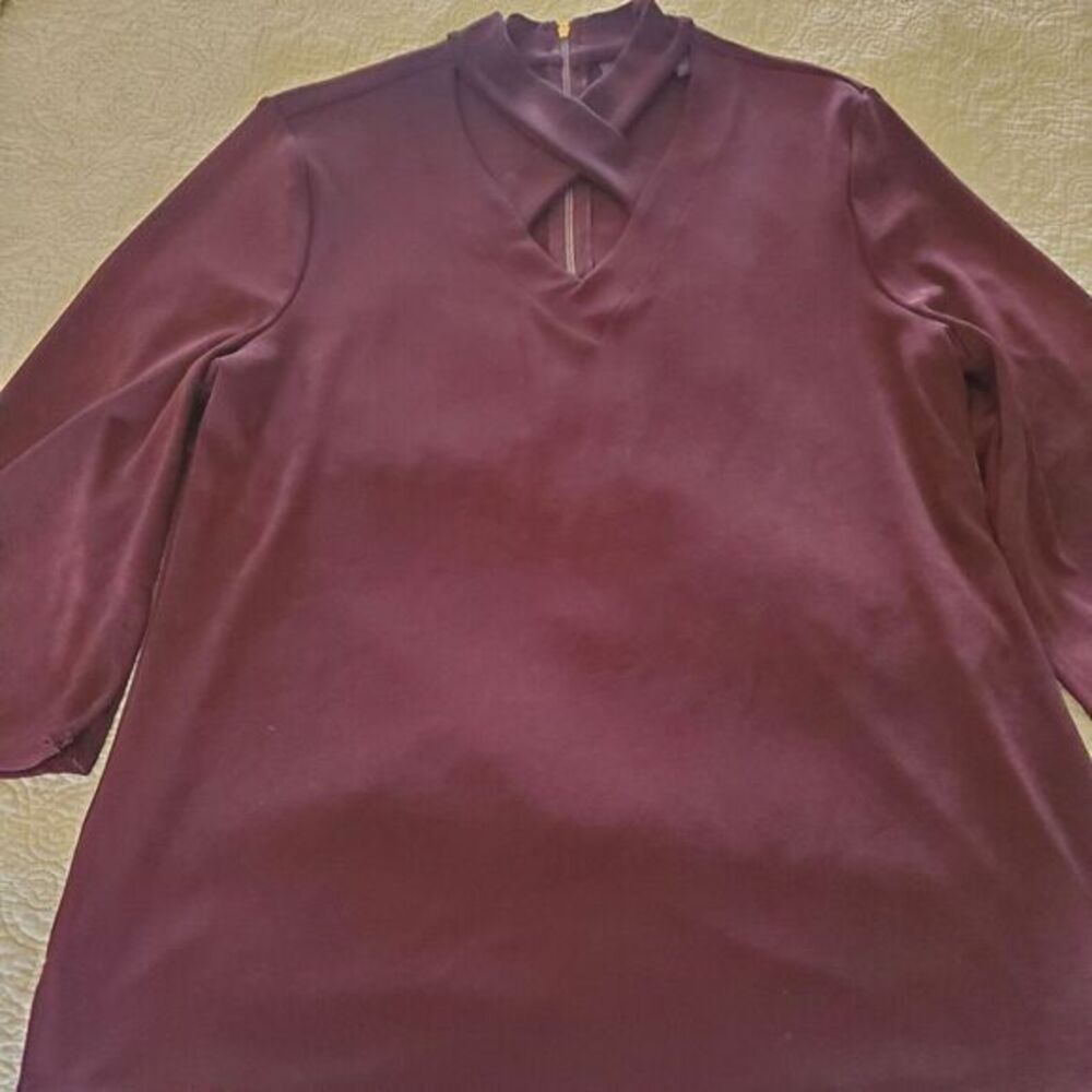 Elegant Burgundy Women's Tunic Top